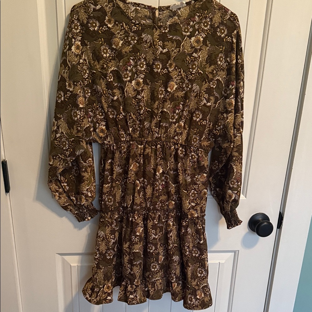 Fall colored dress by Hayden Girls. Size XL- size chart posted from site